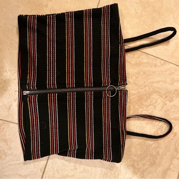 Urban Outfitters Top Size XS - Picture 3 of 3